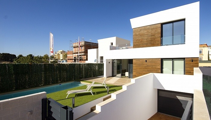 Villa de 3 habitaciones en venta en El Campello, 220 m²