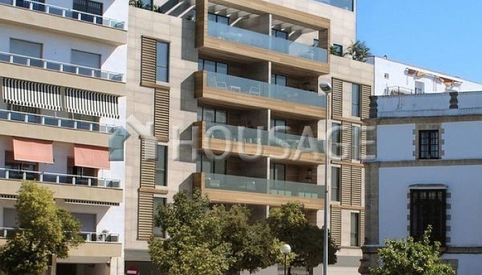 Piso de 3 habitaciones en venta en Jerez de la Frontera, 186.68 m²