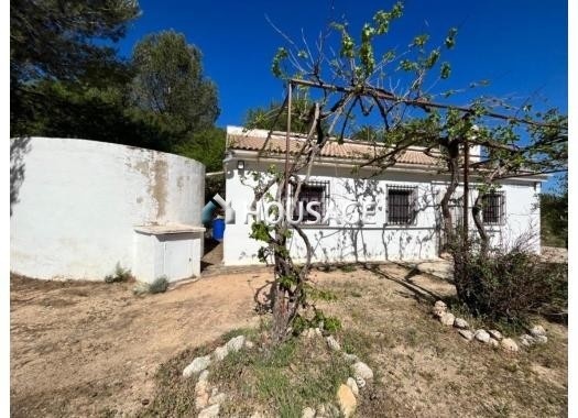Casa a la venta en la calle Carretera De La Guardia 23, Jaén