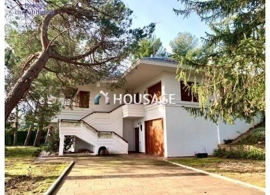 Villa a la venta en la calle Carretera Logroño-Soria N-111 3, Nalda