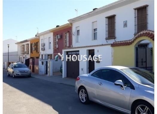 Casa a la venta en la calle Málaga 23, Pilas