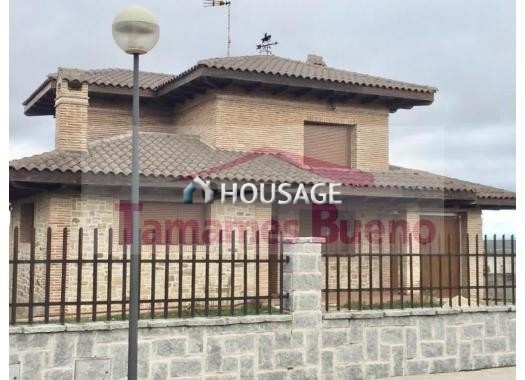 Villa a la venta en la calle De Las Higueras 27, Alba de Tormes