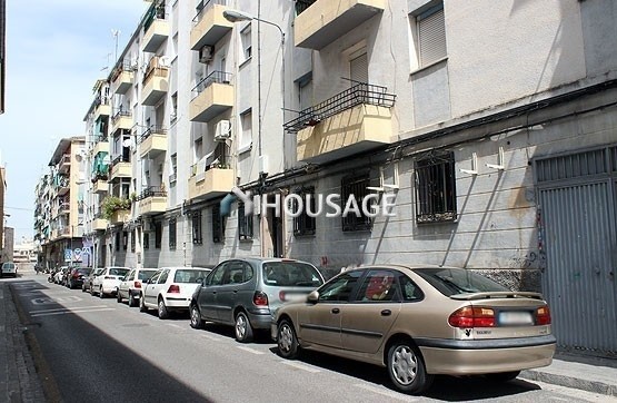 Piso de 3 habitaciones en venta en Granada, 44 m²