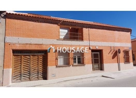 Casa a la venta en la calle Alhambra 77, La Solana
