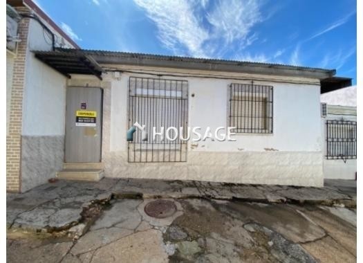 Casa a la venta en la calle Halcón 5, Badajoz