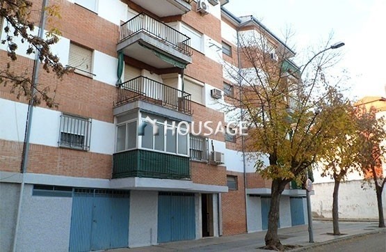 Piso de 3 habitaciones en venta en Jaén, 100 m²