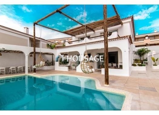 Villa a la venta en la calle Swimmingpool Hotel Los Gigantes, Santiago del Teide