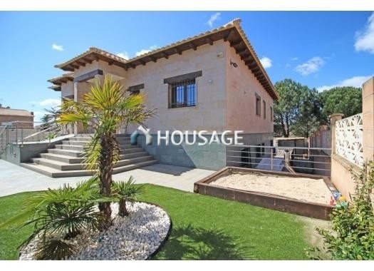 Villa a la venta en la calle De Menorca 21, Torrejón del Rey