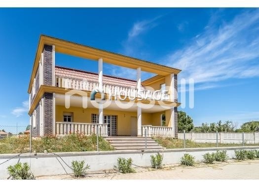 Casa a la venta en la calle Duero 126, Villanueva De Duero
