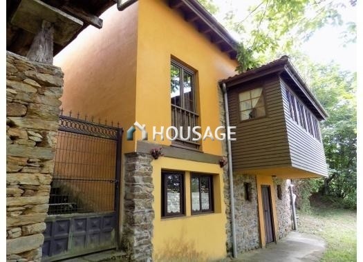 Villa a la venta en la calle Agustín Bravo 1, Pravia