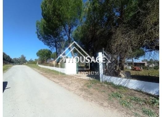 Villa a la venta en la calle Huelva 1, Hinojos