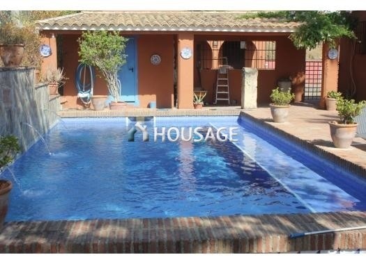 Villa a la venta en la calle Almanzor, Córdoba