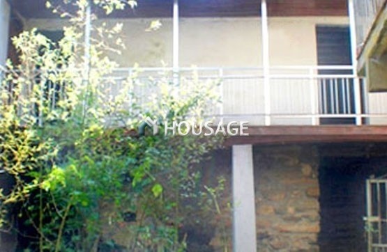 Casa de 3 habitaciones en venta en Ourense