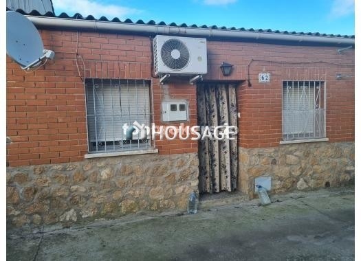 Casa a la venta en la calle Iglesia 9, Oliva de Plasencia