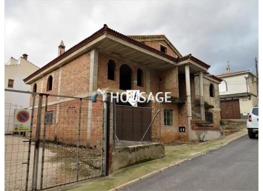 Casa a la venta en la calle Avenida De Andalucía 2, Fuensanta De Martos