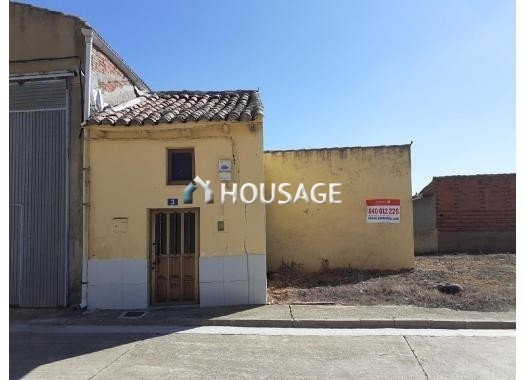 Casa a la venta en la calle León, Algadefe