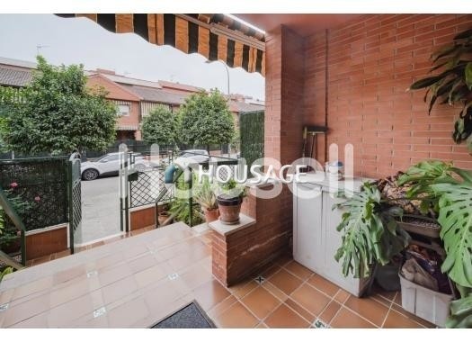 Casa a la venta en la calle Almadraba 27, Sevilla
