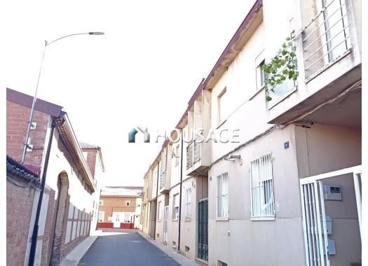 Villa a la venta en la calle Comedias, Matapozuelos
