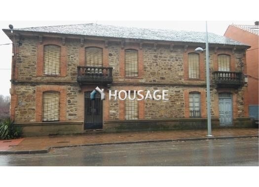 Casa a la venta en la calle Carretera De Alija Del Infantado 22, La Bañeza