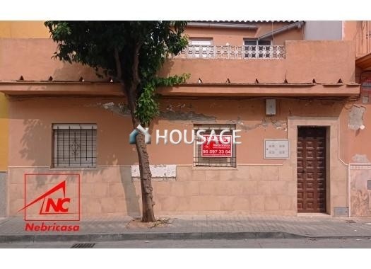 Casa a la venta en la calle Avenida De Jerez 83, El Cuervo de Sevilla