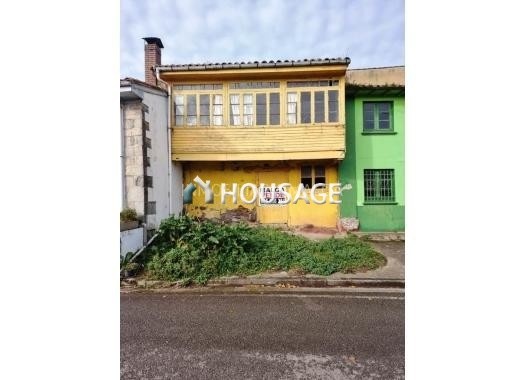 Casa a la venta en la calle De Balbín Busto 1, Villaviciosa