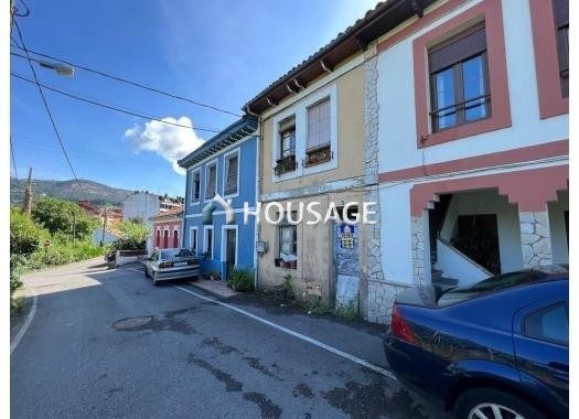 Casa a la venta en la calle Avenida De Olivares 1, Oviedo