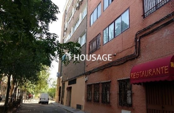 Local en venta en Madrid, 249 m²