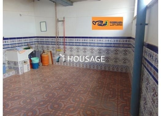 Casa a la venta en la calle De Córdoba 62, Valdepeñas