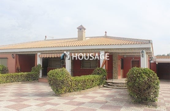 Casa de 4 habitaciones en venta en Sevilla, 242 m²
