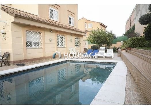 Villa a la venta en la calle De La Cometa 72, Melilla