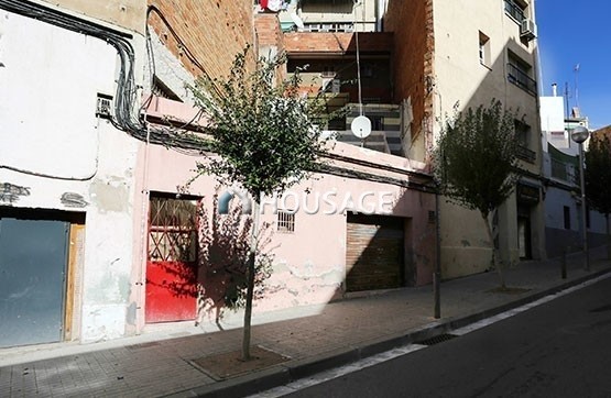 Piso de 4 habitaciones en venta en Barcelona, 52 m²