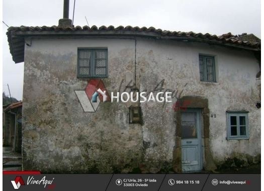 Casa a la venta en la calle Barrio De San Miguel 108, Villaviciosa