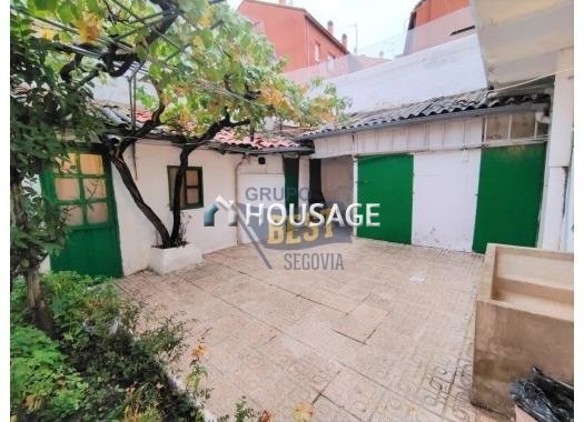 Casa a la venta en la calle De La Luz 34, Segovia