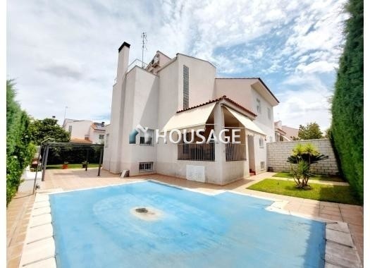 Casa a la venta en la calle Avenida De Elvas 34, Badajoz