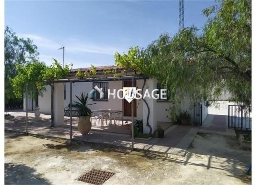 Villa a la venta en la calle Avenida Cañete De Las Torres 1d, Baena