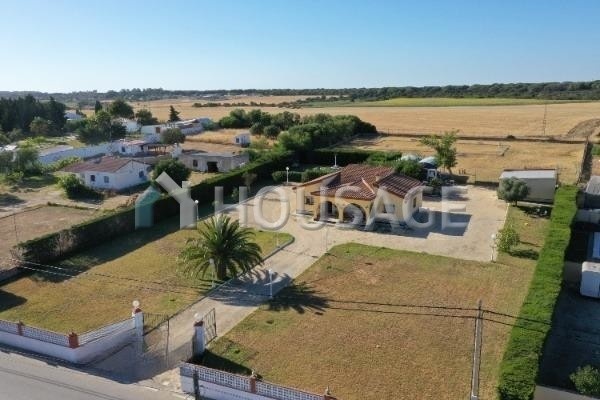 Villa en venta en Chiclana De La Frontera, 213 m²