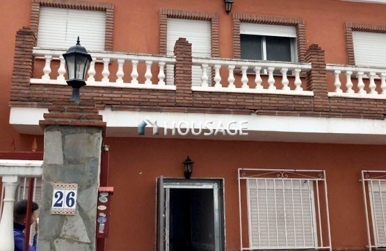 Adosado de 3 habitaciones en venta en Granada, 105 m²