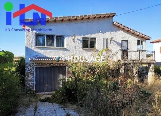 Villa a la venta en la calle De La Curva 13, Herradón de Pinares