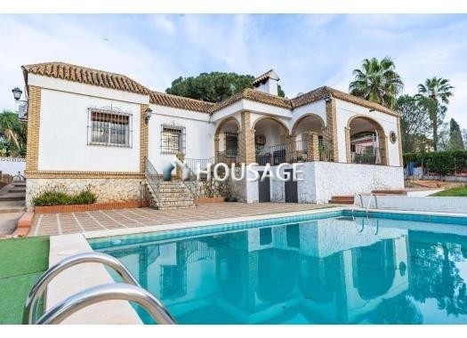 Villa a la venta en la calle Pino Manso 12, Alcalá de Guadaíra
