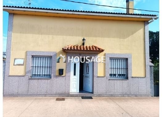 Casa a la venta en la calle Rúa Vicente Risco, A Laracha