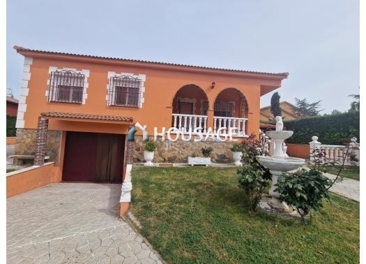 Villa a la venta en la calle Avenida Leoncio Ciudad Morano 986, Ortigosa Del Monte