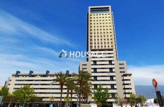 Piso de 3 habitaciones en venta en Almería capital, 98 m²