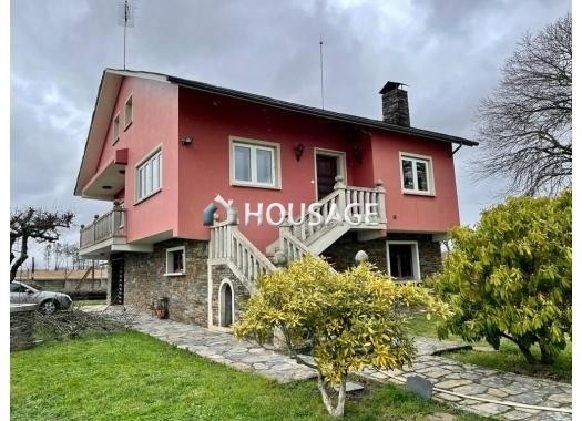 Villa a la venta en la calle Calzada Das Gándaras 282, Lugo