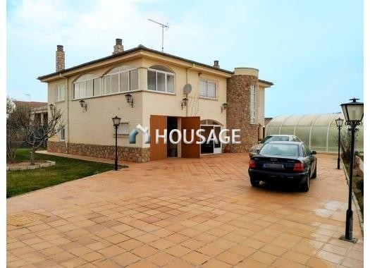 Villa a la venta en la calle Zamora 1, Castellanos De Villiquera