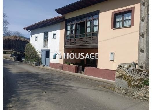 Casa a la venta en la calle Covadonga 101, Piloña