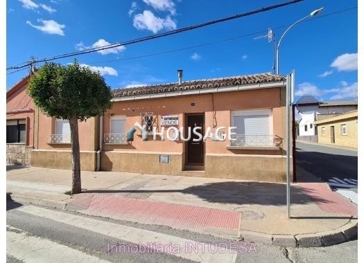 Villa a la venta en la calle Carretera Tudela - Tauste 6, Fustiñana