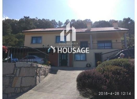 Villa a la venta en la calle Avenida Da Gran Vía 191, Vigo