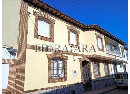 Casa a la venta en la calle Fortuna 47, La Pueblanueva