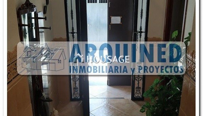 Casa de 4 habitaciones en venta en Fuentes De León