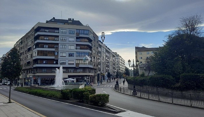 Piso de 2 habitaciones en venta en Oviedo, 60 m²